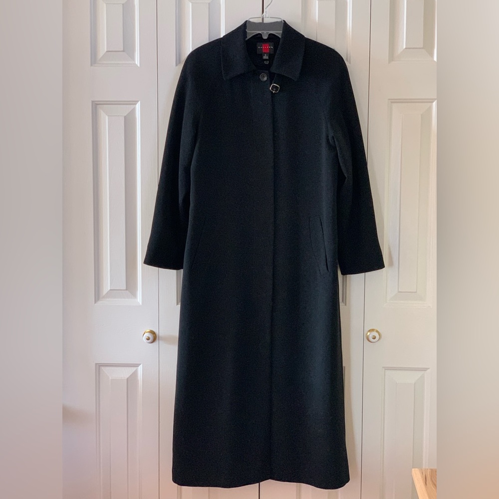 Women’s Black Full Length Belt-less Trench Coat ~